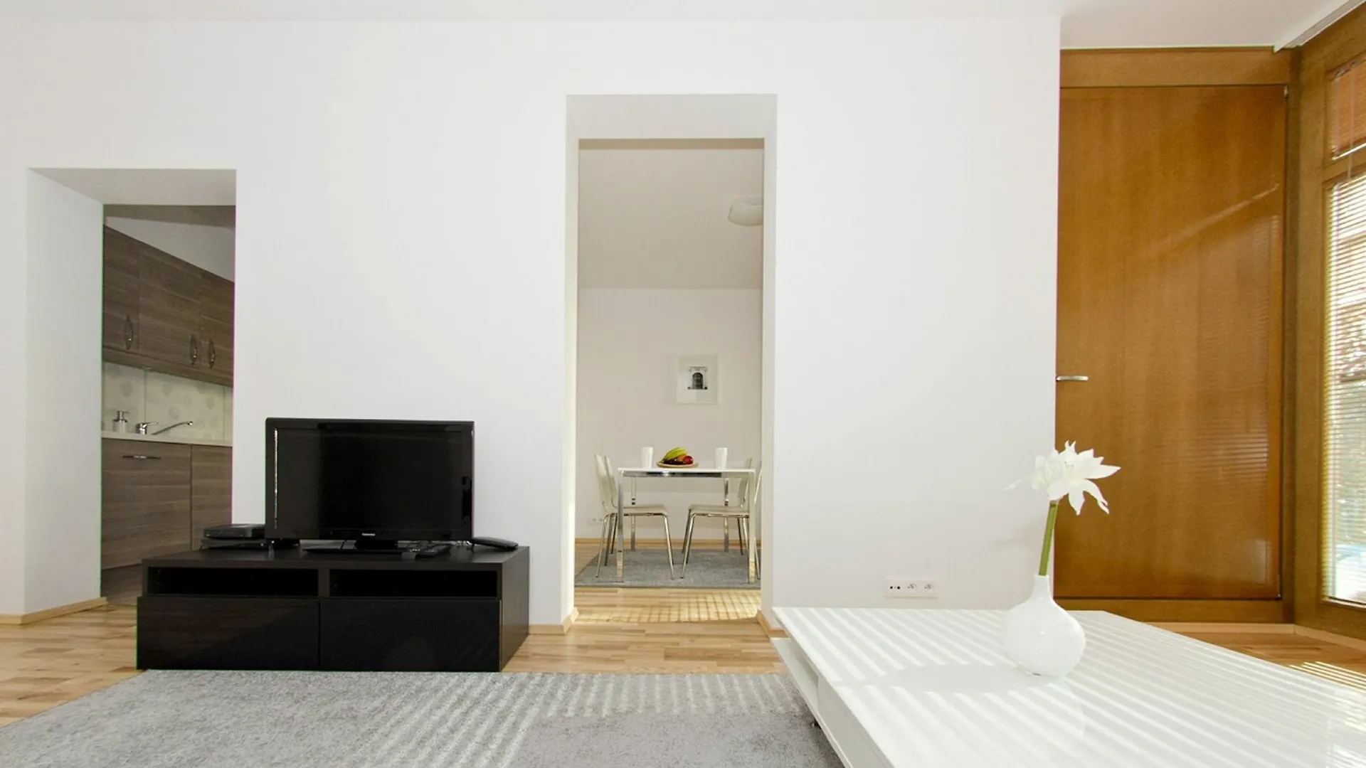 Warsaw Design Apartments