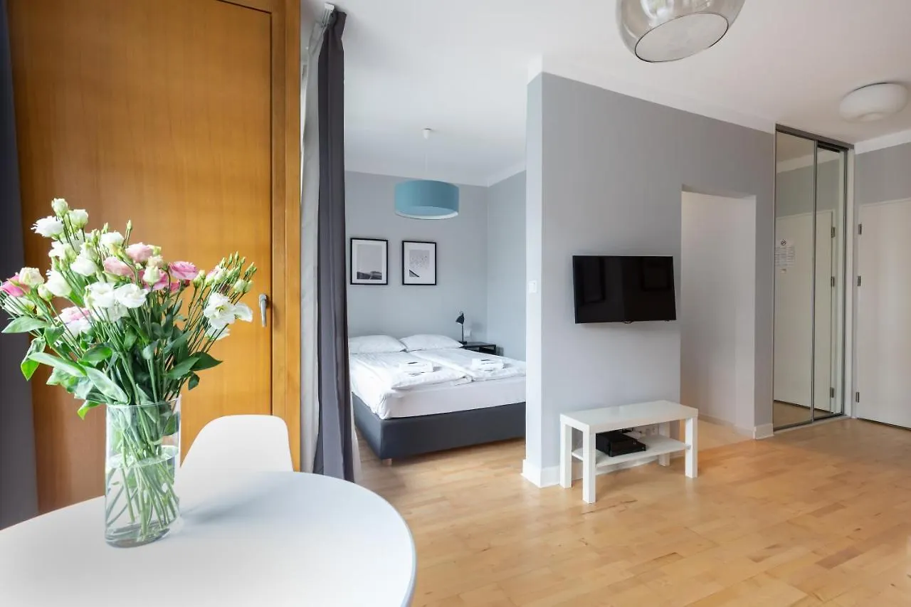 Warsaw Design Apartments 0*,